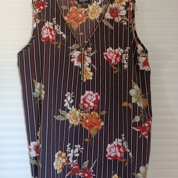 SOHO GIRLS Plus Top Blouse. - Picture 2 of 6